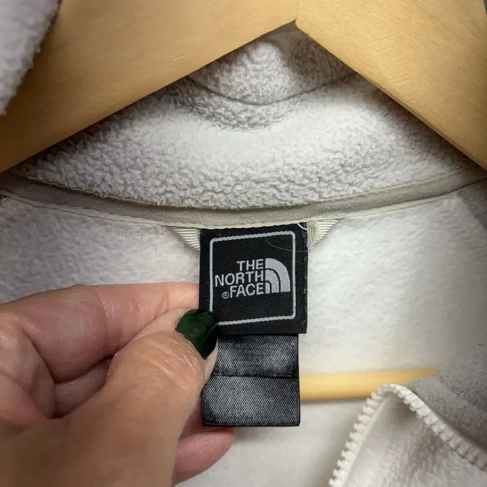 The North Face Fleece Jacket - Size‎ Small - Perfect for Fall - Picture 3 of 9